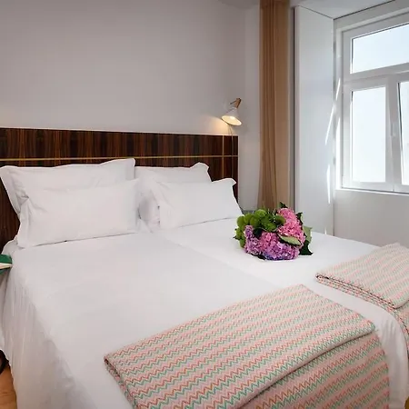 Ouro Grand By Level Residences 4*